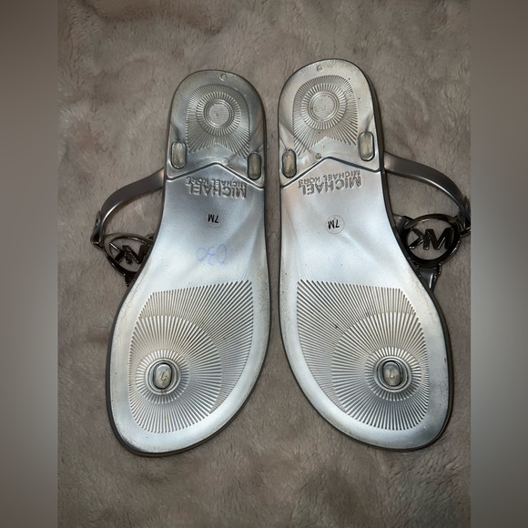 Michael Kors sandals size 7 - Picture 3 of 5
